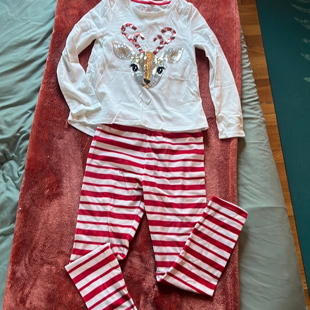 Girls size 7/8 Christmas pajamas